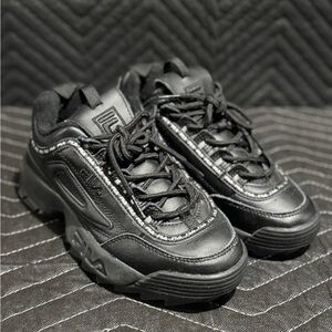 Fila women’s Black Sneakers